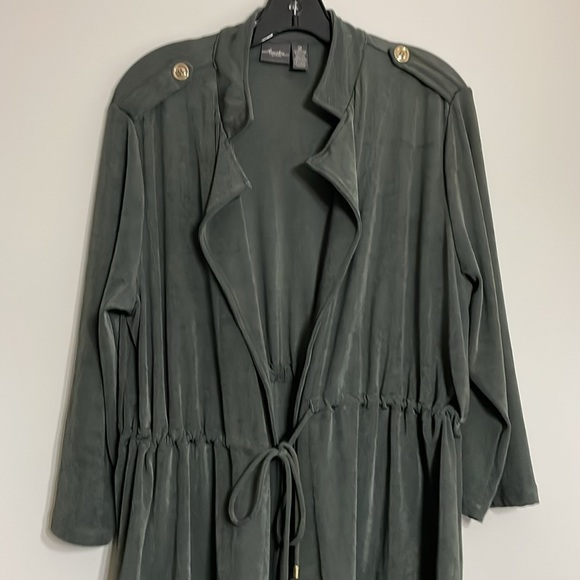 Travelers by Chicos - Picture 2 of 5